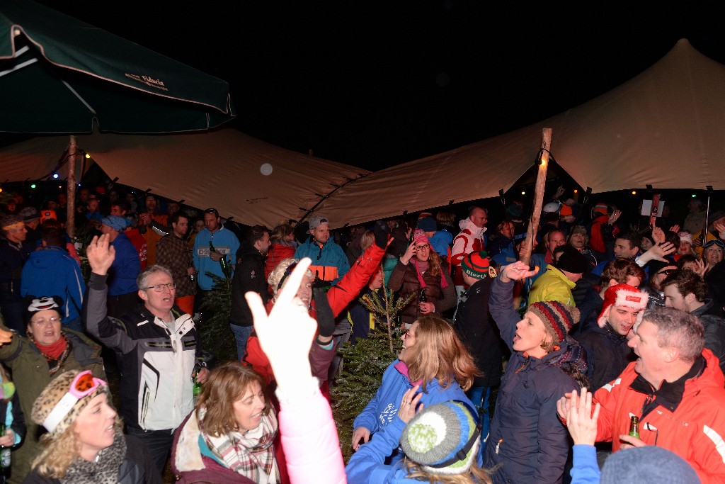 ../Images/Apres ski feest Drinkebroeders 180.jpg